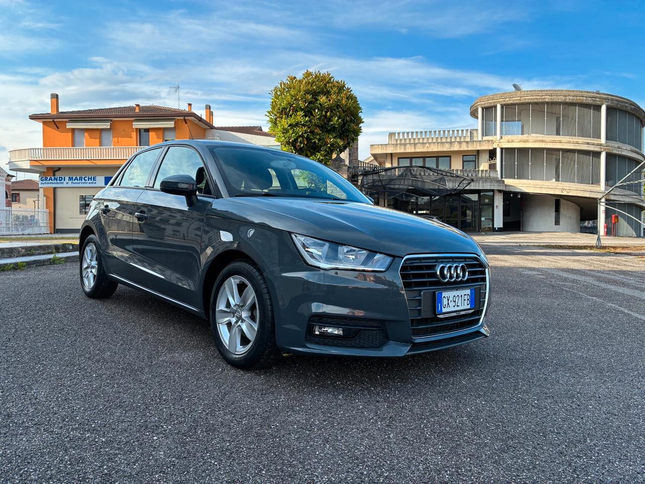 Audi A1 1.0 TFSI ultra Admired