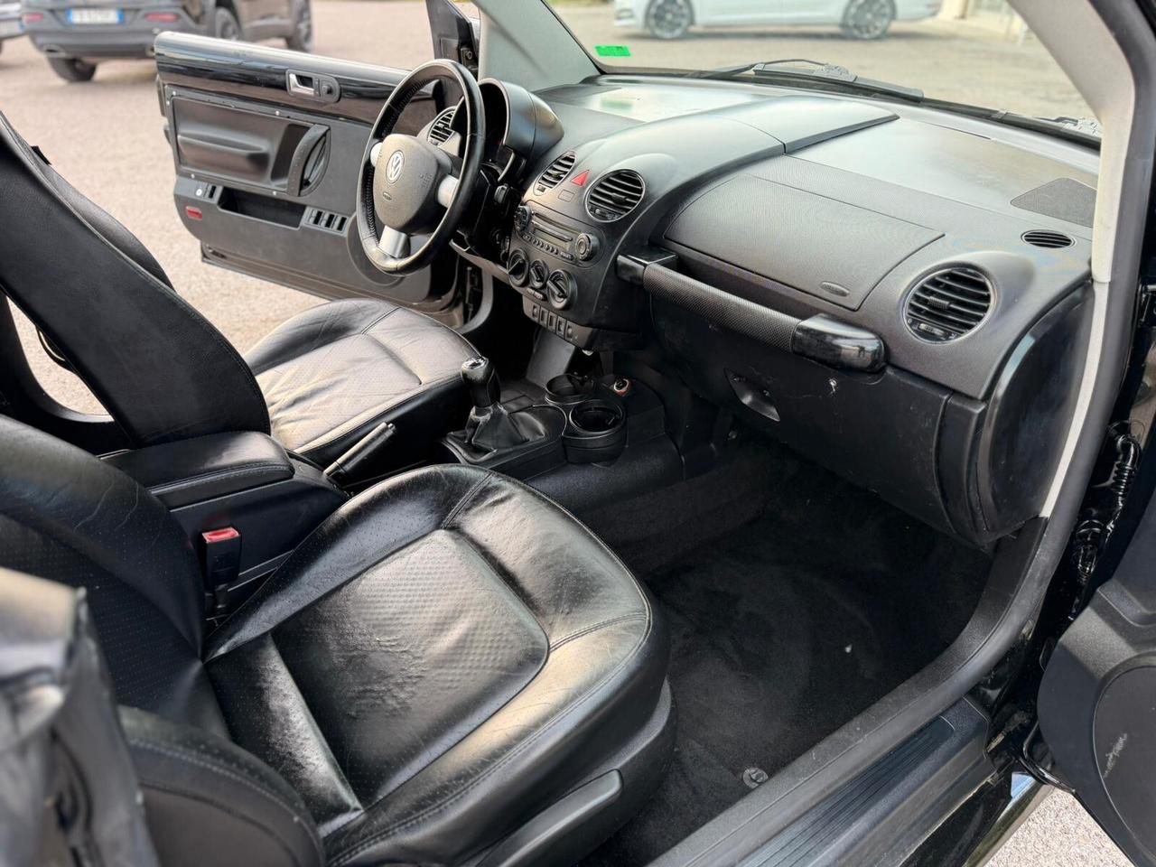Volkswagen New Beetle 1.4 16V Cabrio