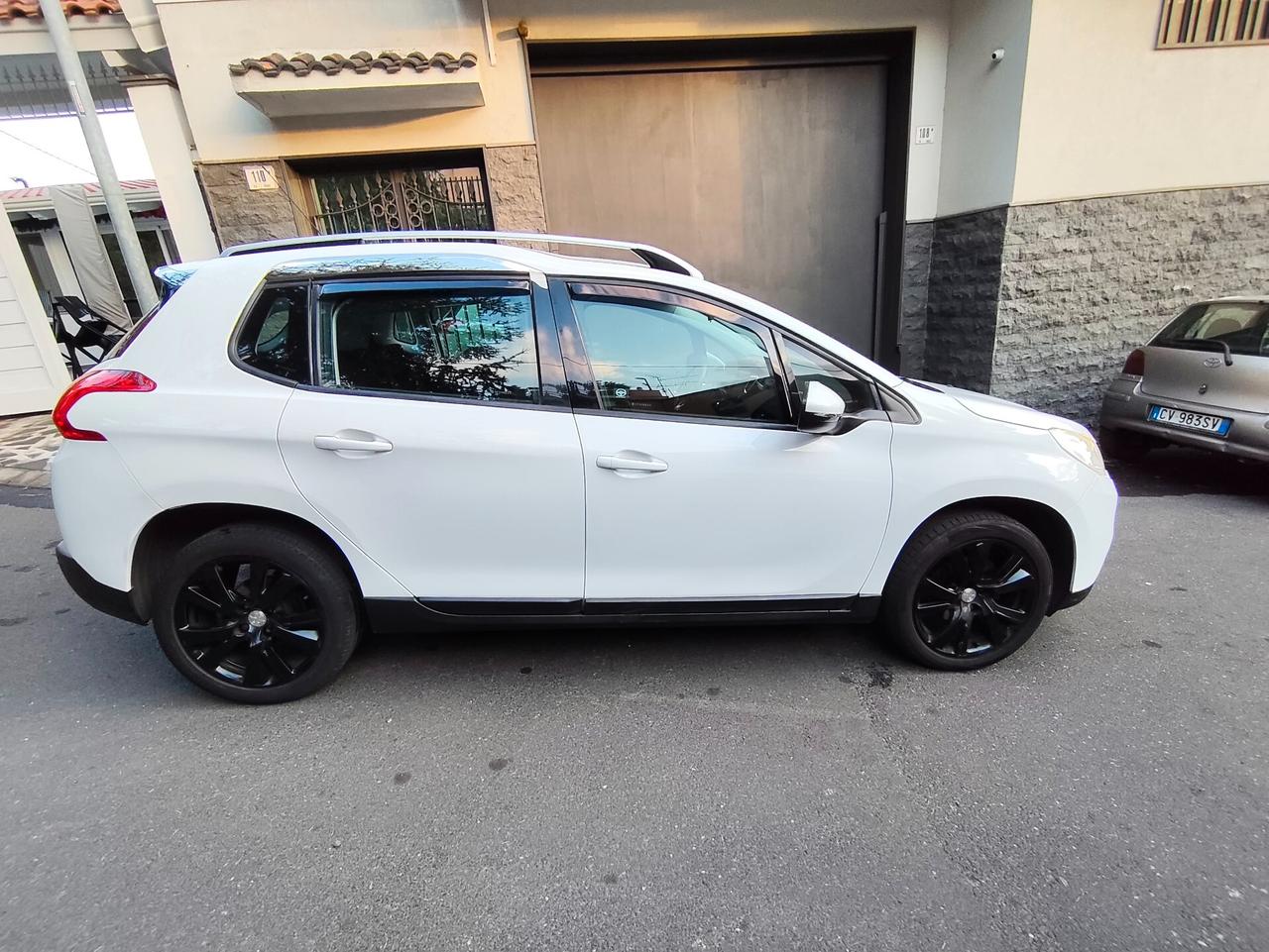 Peugeot 2008 BlueHDi 100 CV 2016