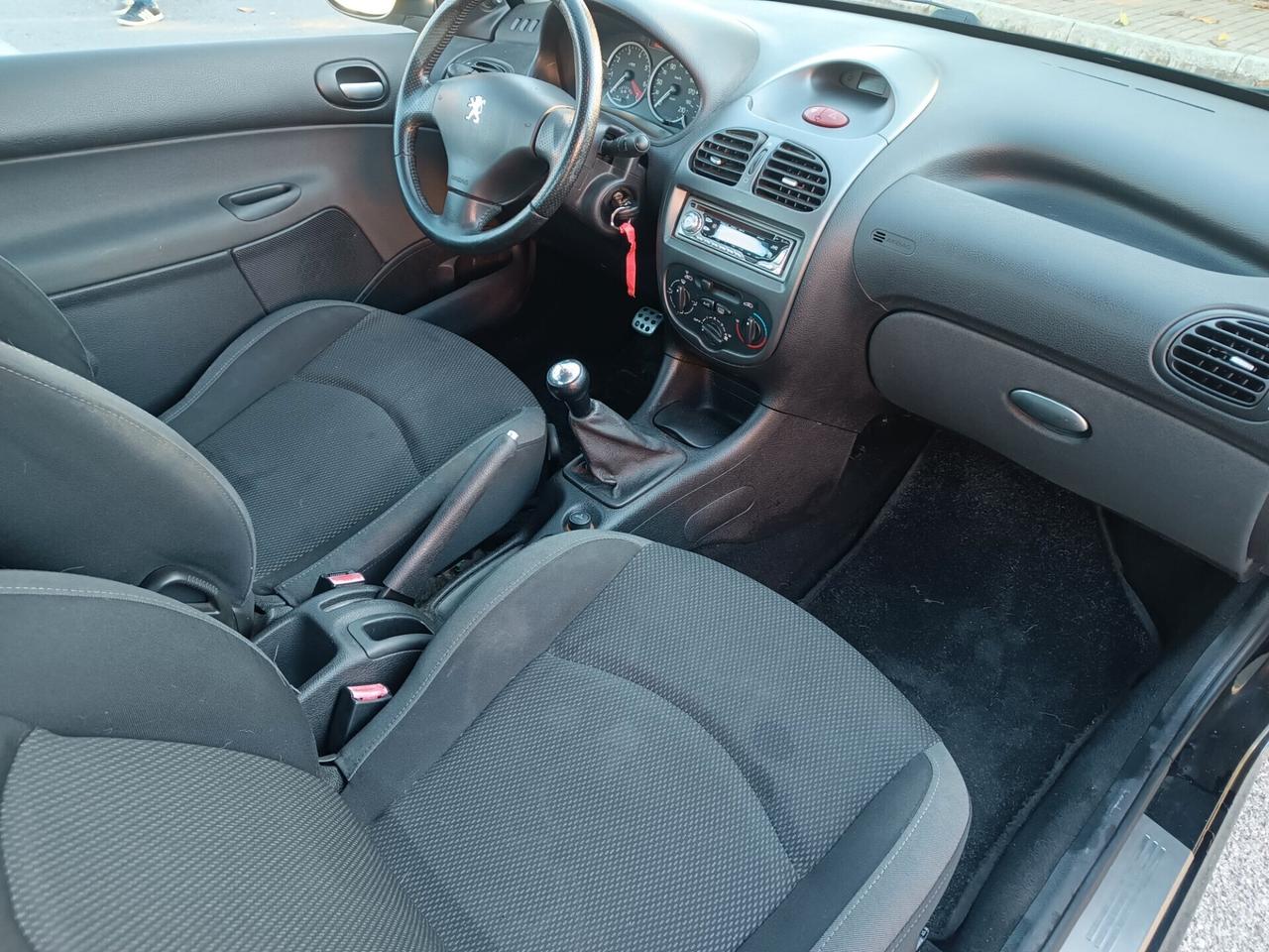 Peugeot 206 1.4 benzina garanzia