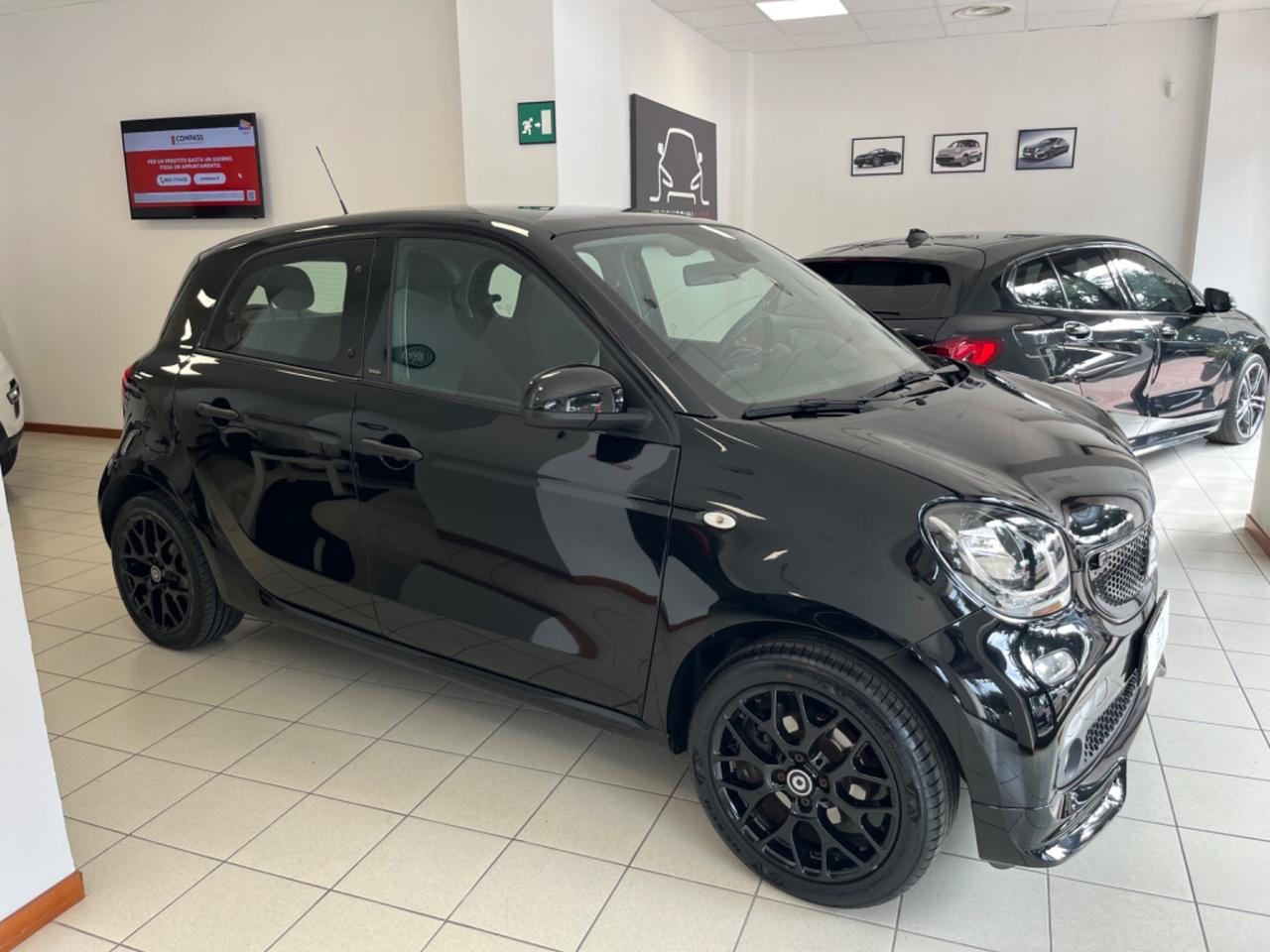 Smart ForFour 70 1.0 Superpassion all Brabus