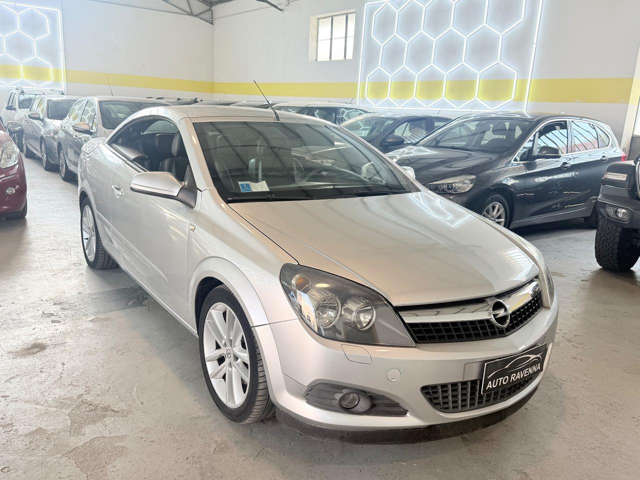 Opel Astra TwinTop 1.9 16V CDTI 150CV Cosmo
