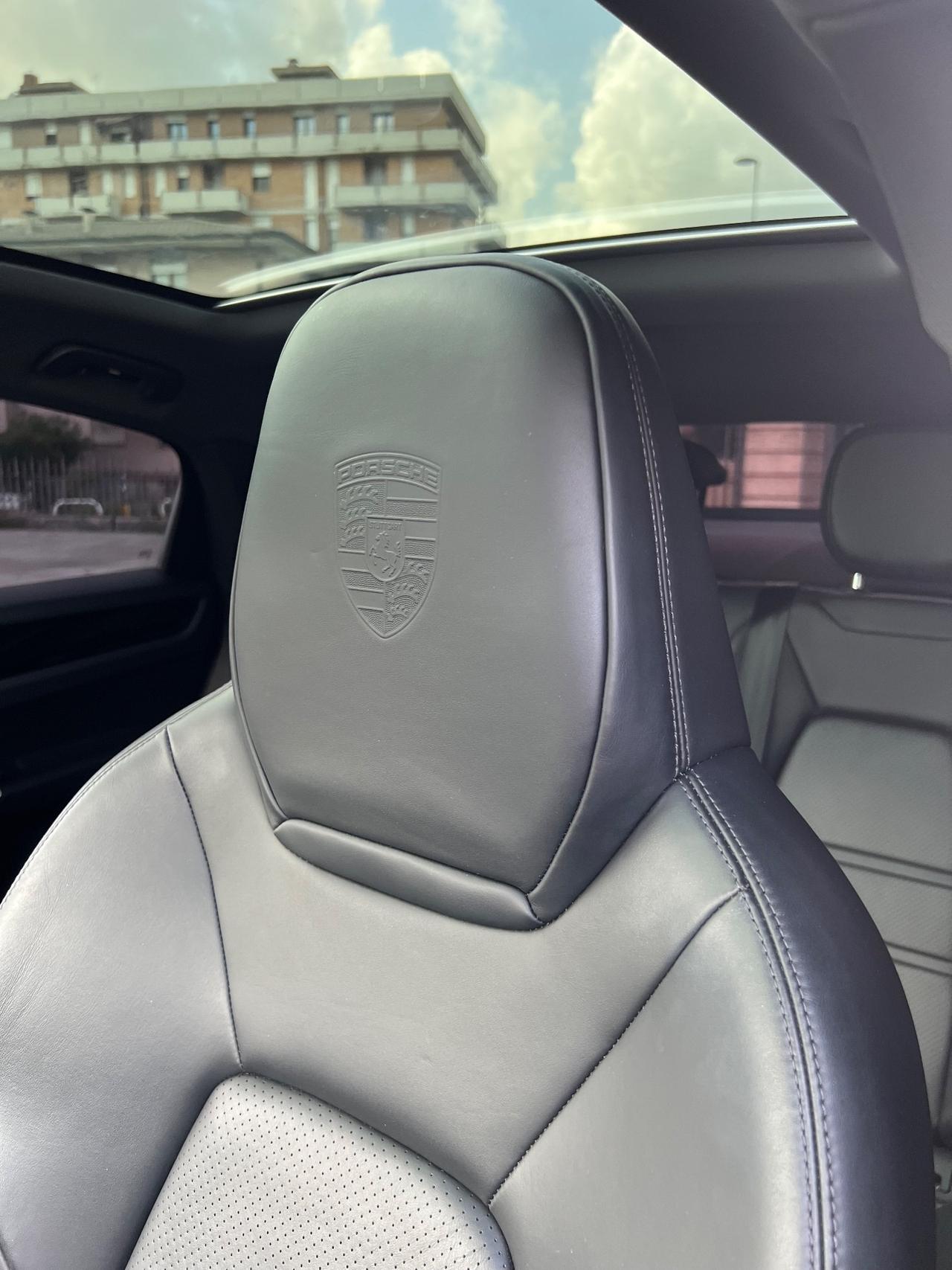 Porsche Cayenne Coupé 3.0 V6
