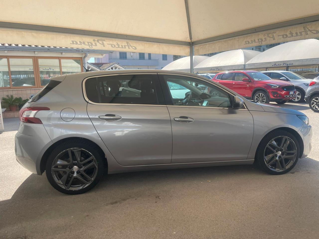Peugeot 308 BlueHDi 120 S&S Allure