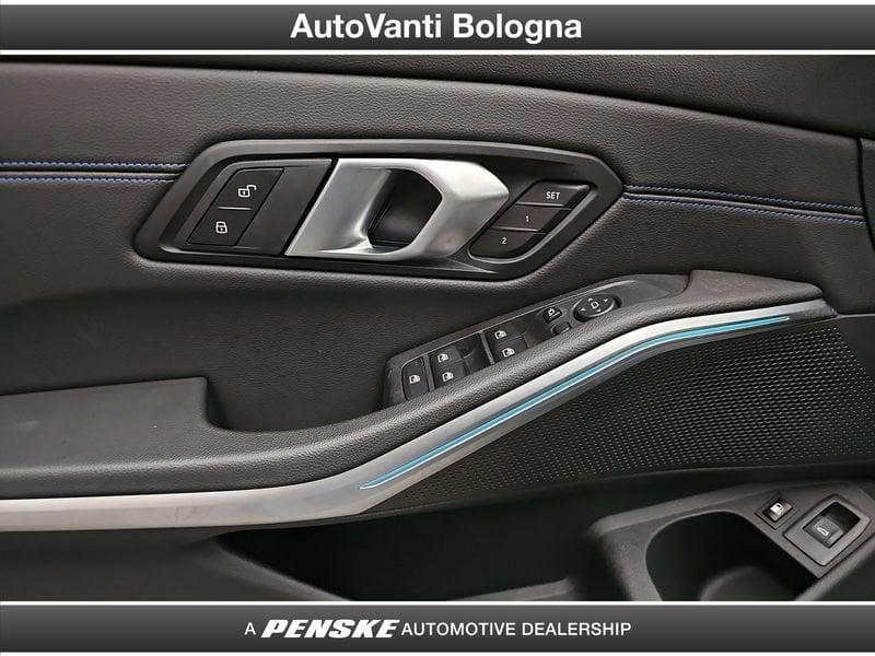 BMW Serie 3 330e Touring MSport Pro auto