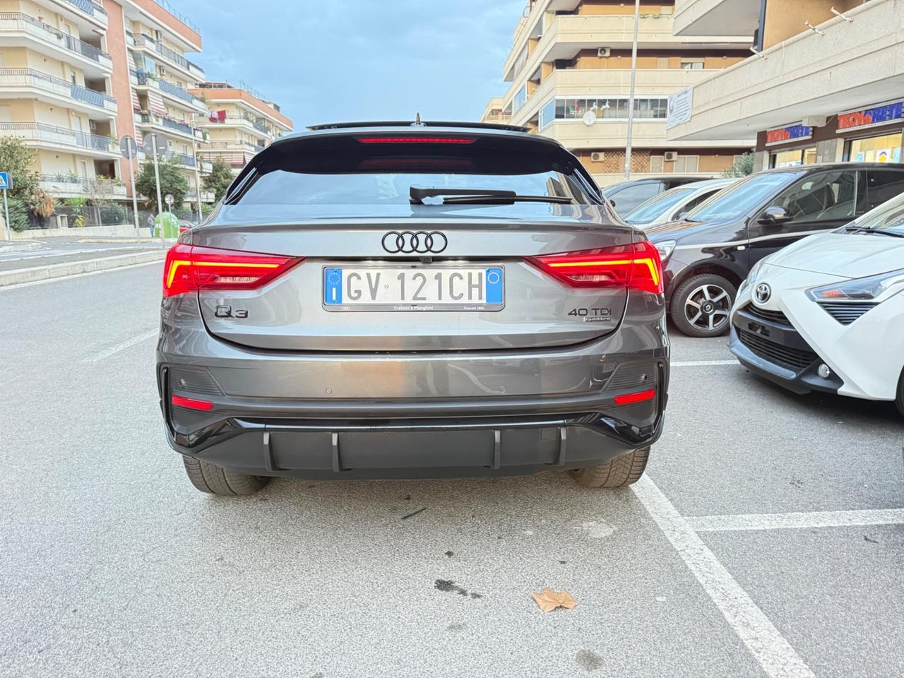 Audi Q3 40 TDI quattro S tronic line edition LED MATRIX PELLE TETTO KAMERA 360 PDC CERCHI 20