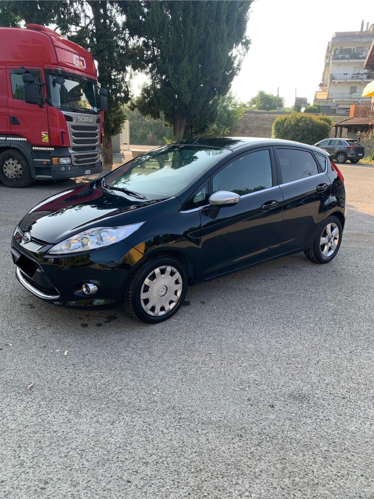 Ford Fiesta 1.4 TDCi 5p. Titanium