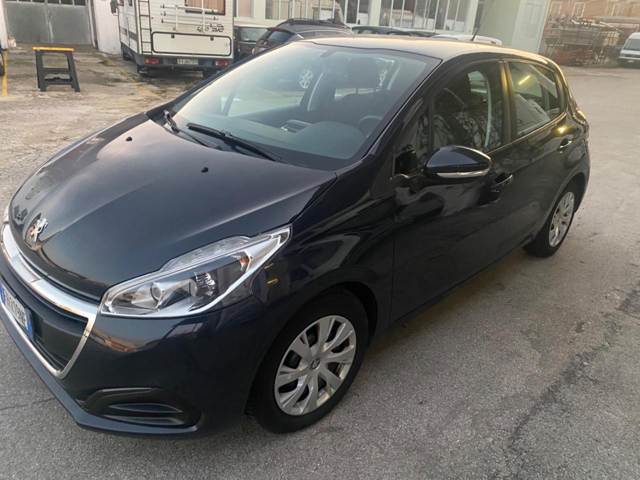 Peugeot 208 BlueHDi 120 S&S 5 porte Allure