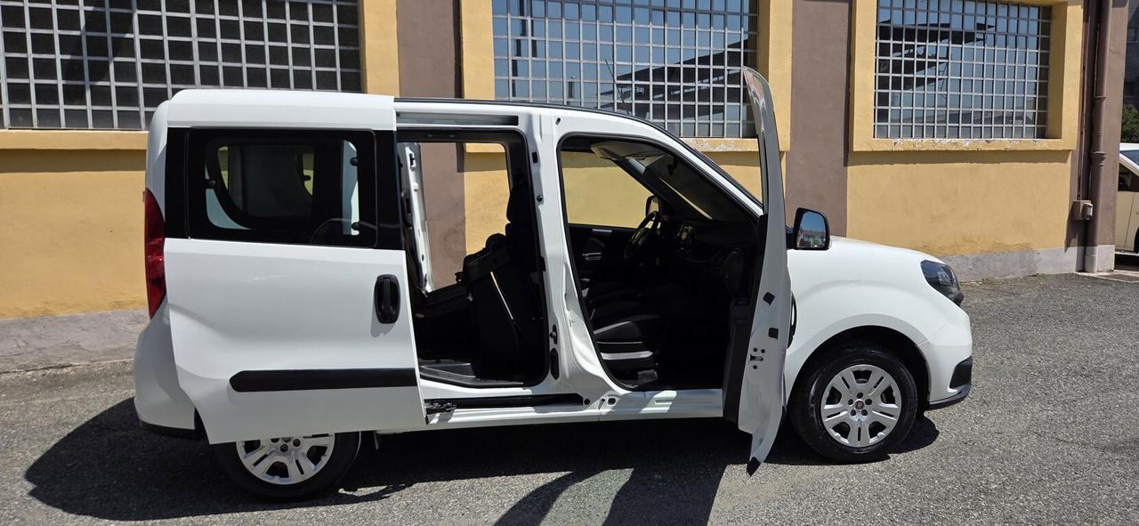 Fiat DOBLO' 1.3 MTJ 95 CV CH1 LOUNGE OMOL.AUTOCARRO 5 POSTI KM. 34.000 CERTIFICATI-APPENA TAGLIANDATO +IVA