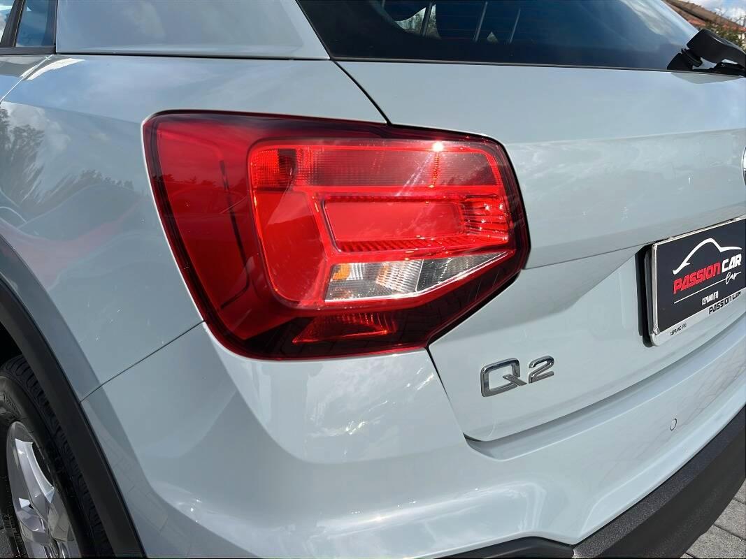 Audi Q2 35 2.0 tdi Business s-tronic