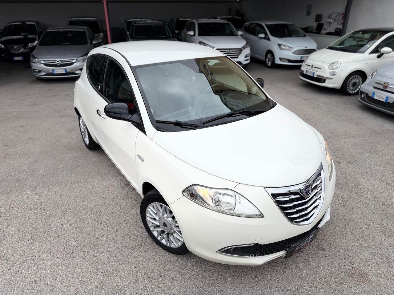 Lancia Ypsilon 1.2 69 CV 5 porte GPL Ecochic Gold