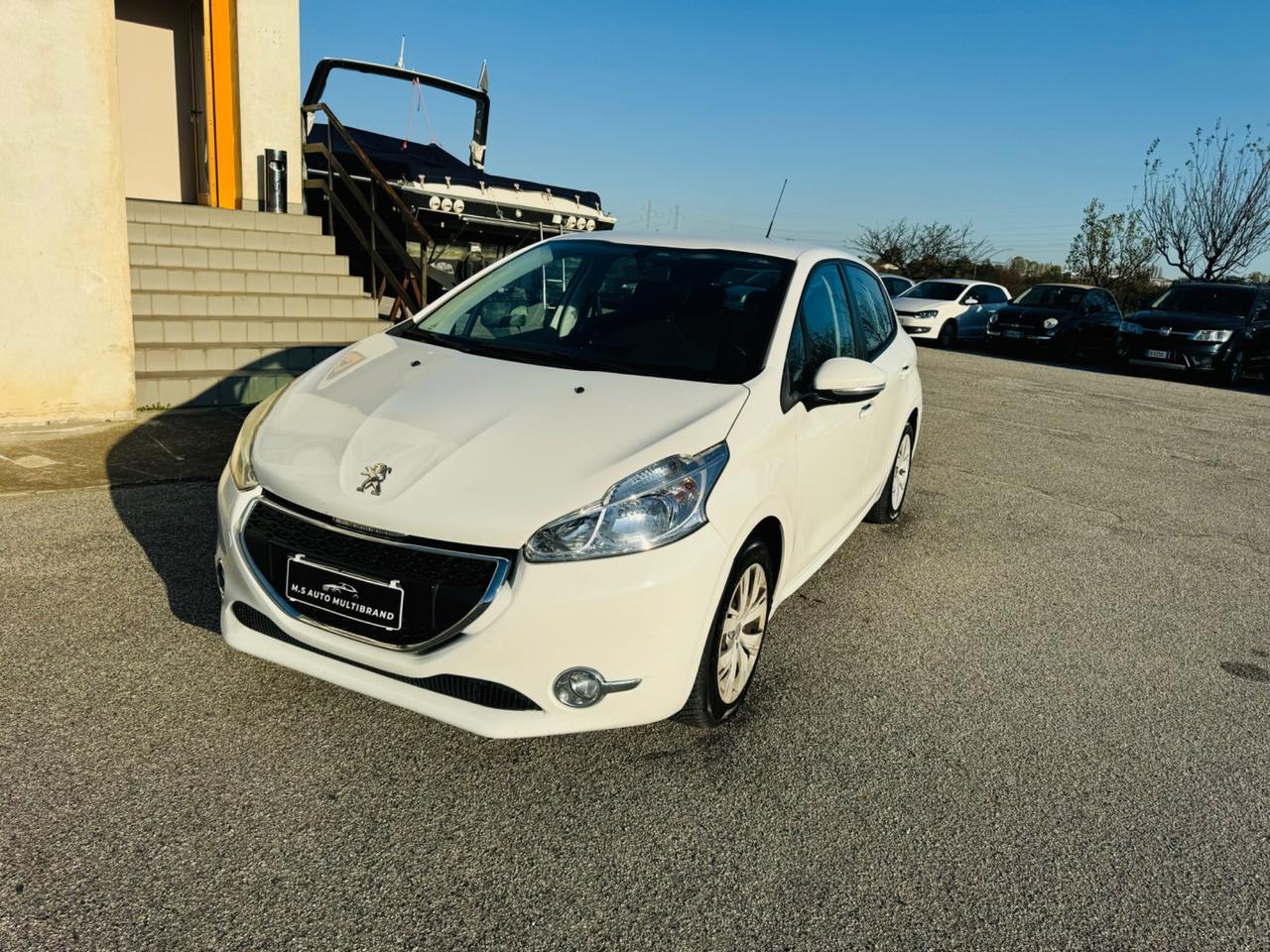 Peugeot 208 1.4 HDi 2014 neo patentati garanzia