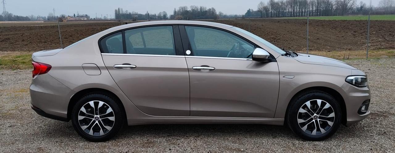 Fiat Tipo 1.0 4 porte