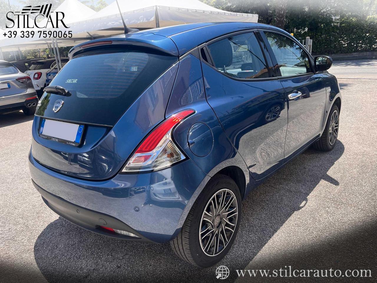 Lancia Ypsilon 1.0 FireFly 5 porte S&S Hybrid Gold