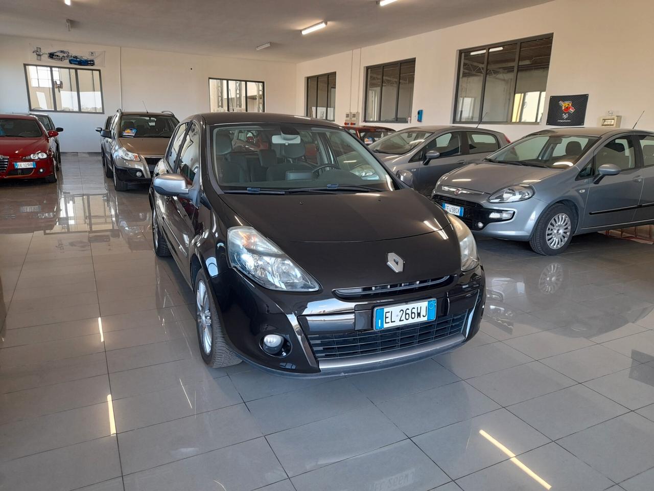 Renault Clio 1.2 16V 5 porte Dynamique