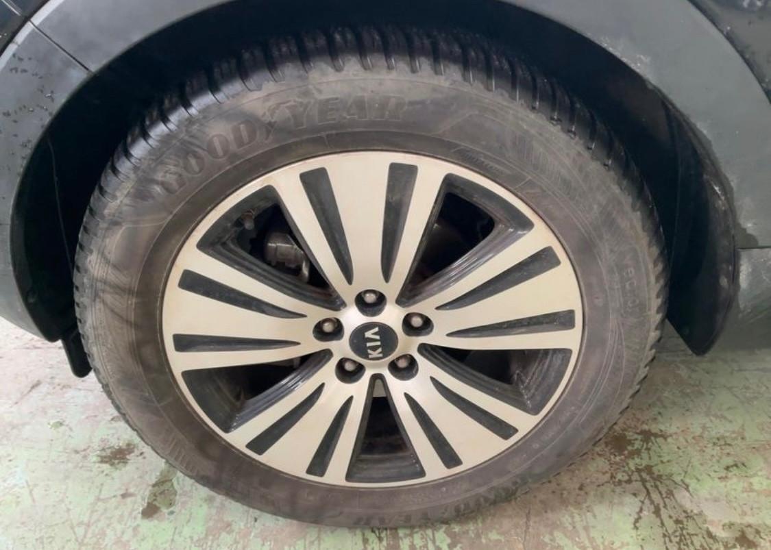 Kia Sportage 1.7 CRDI VGT 2WD high tech Pelle Navi