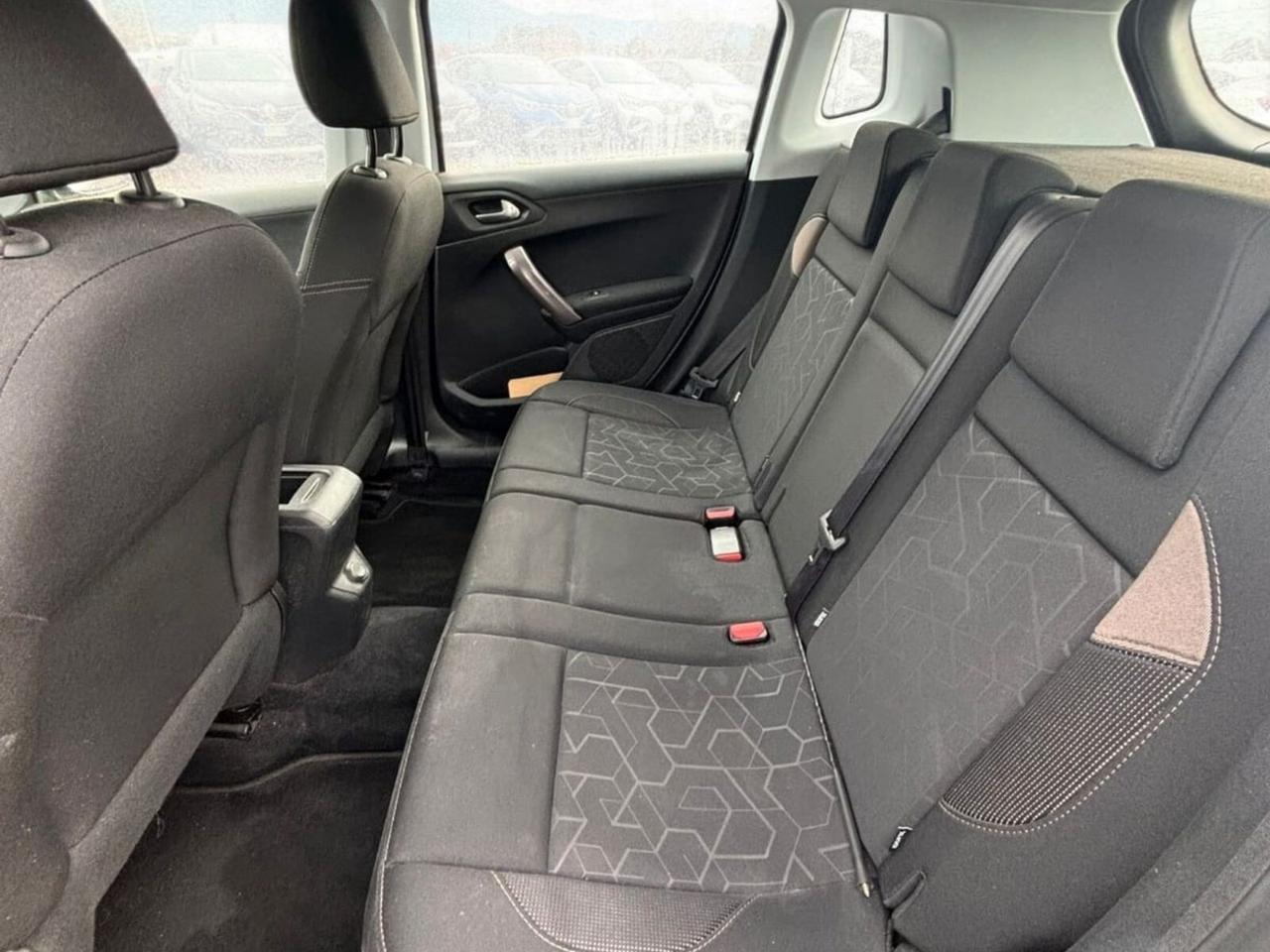 Peugeot 2008 PureTech 82 Allure