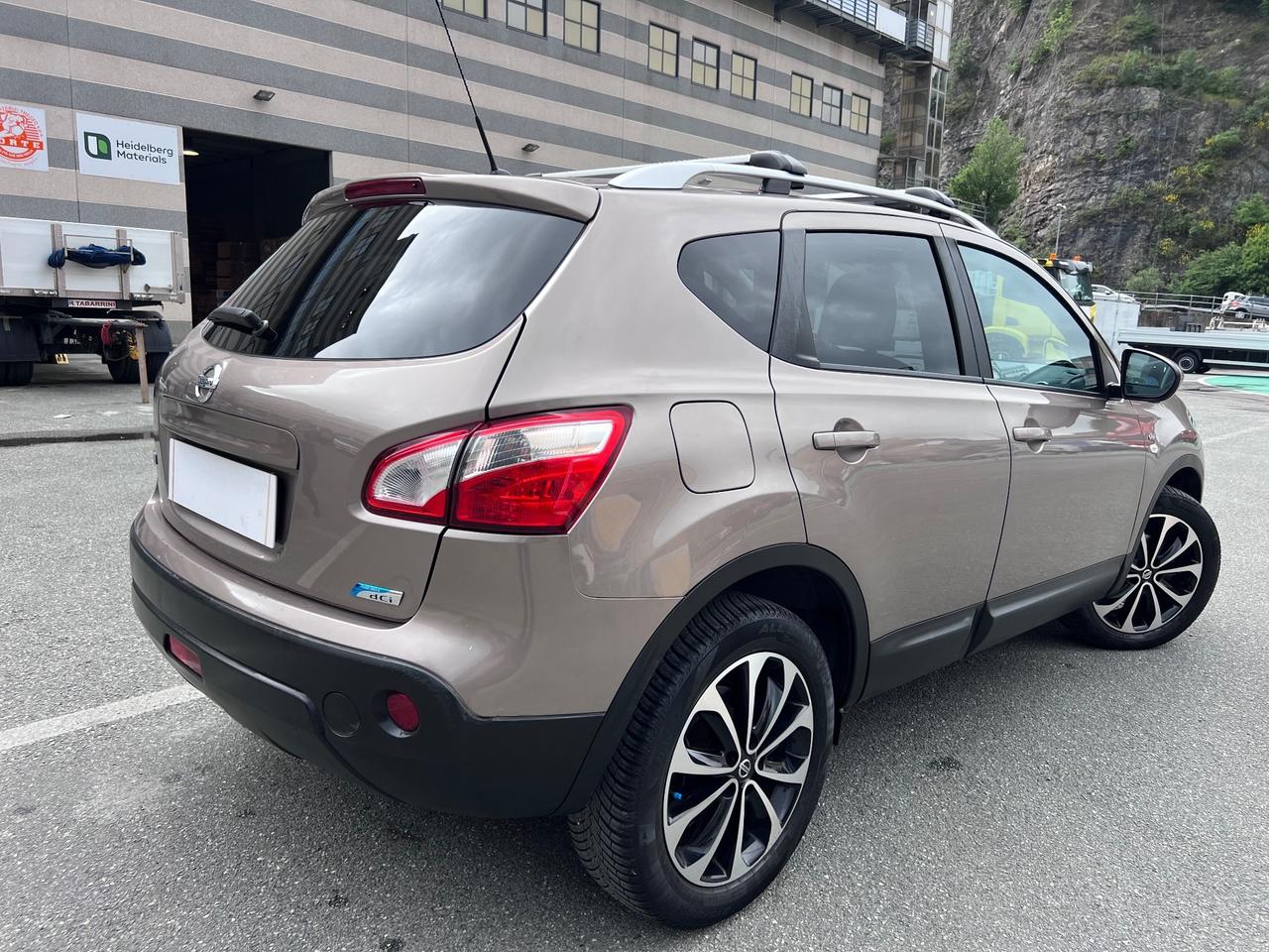 Nissan Qashqai 1.6 dCi 130cv Tekna Km 112.000 Unicoproprietario Full Optional Perfetta