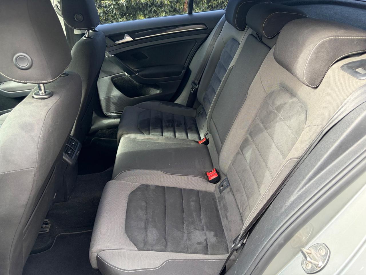 Volkswagen Golf 1.4 TGI DSG