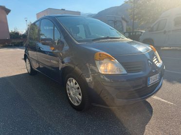 Renault Modus 1.2 16V Luxe