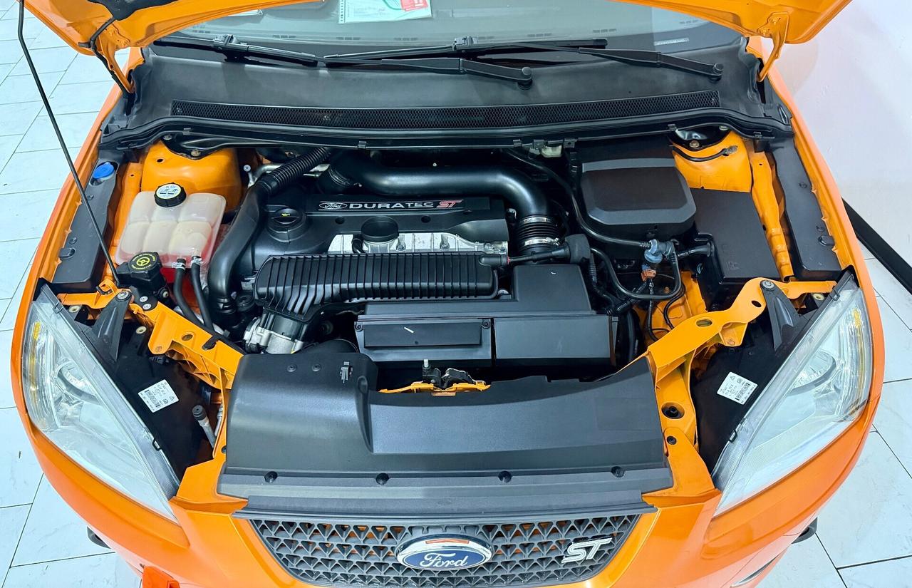 Ford Focus CC 2.5T (225CV) 20V 5p. ST