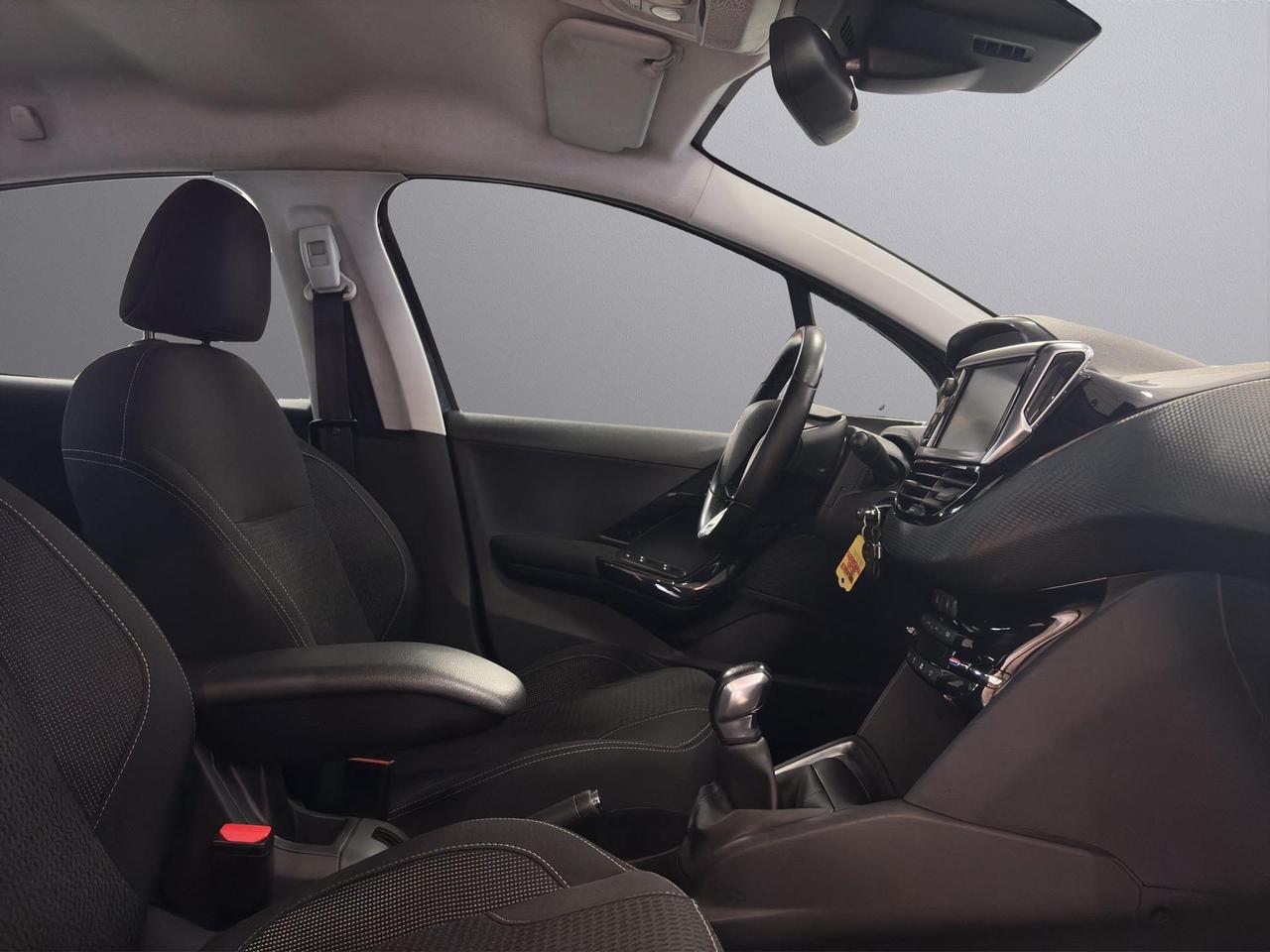 Peugeot 208 5p 1.2 puretech Allure 82cv