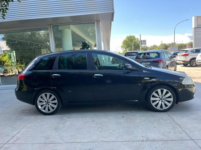 FIAT Croma 1.9 Multijet 16V Must