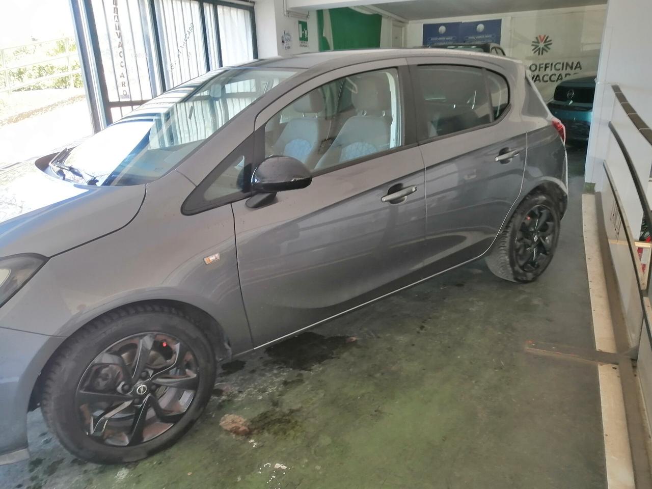 Opel Corsa 1.4 90CV GPL Tech Coupé Black Edition