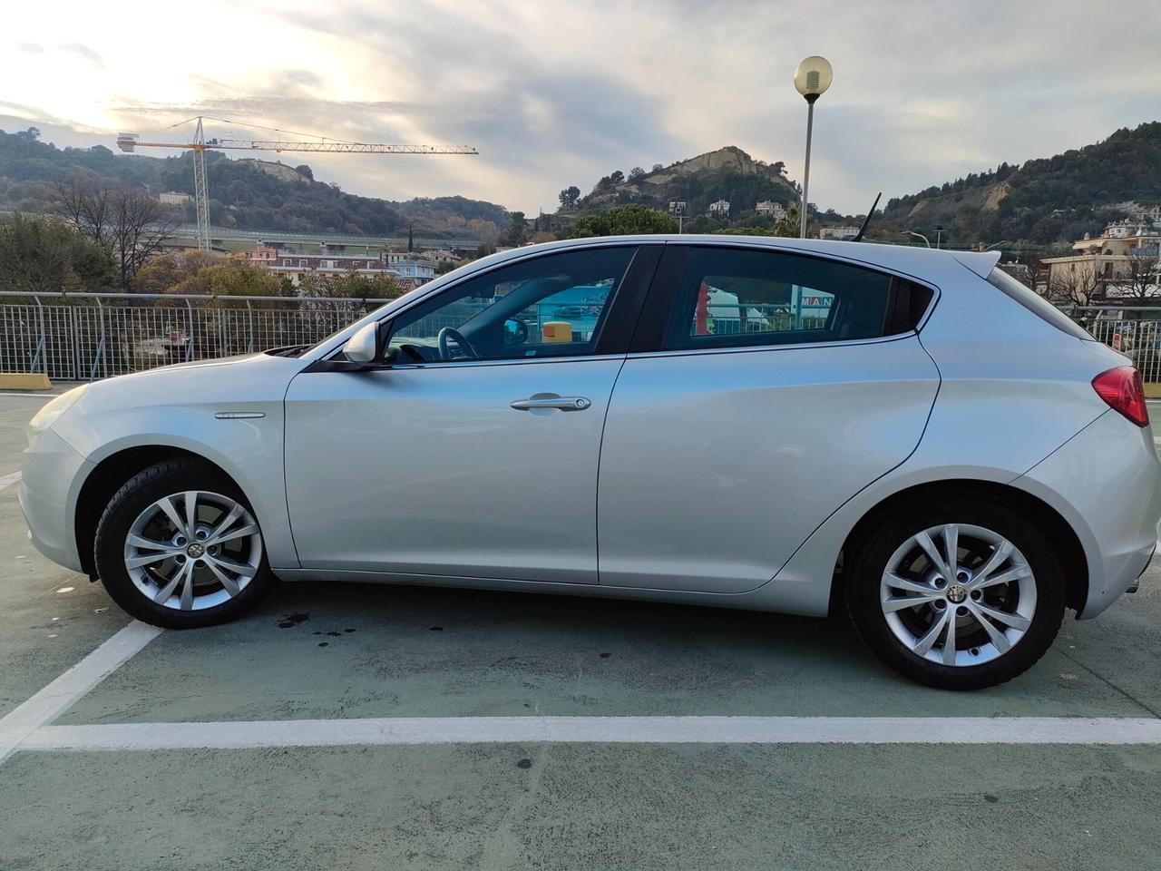 Alfa Romeo Giulietta 2.0 JTDm-2 170 CV Progression