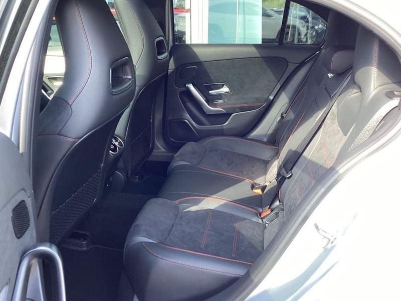 Mercedes-Benz Classe A MERCEDES-AMG A 35 4MATIC AMG line Night Package