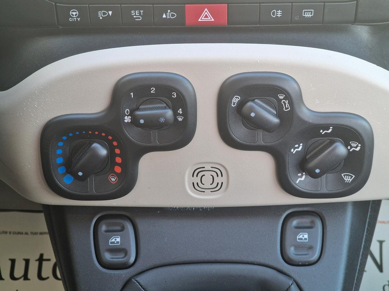 Fiat Panda 1.2 benzina 70cv 5posti