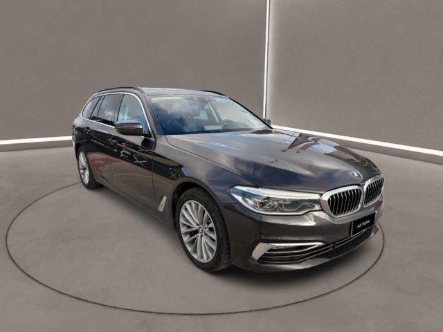 BMW 525 Serie 5(G30/31/F90) - d Touring Luxury