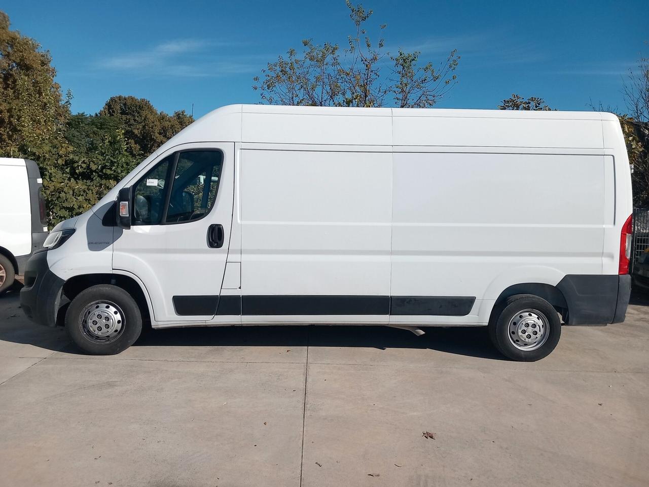 Fiat Ducato 30 2.3 MJT 120CV PM-TM Furgone PROFESSIONAL