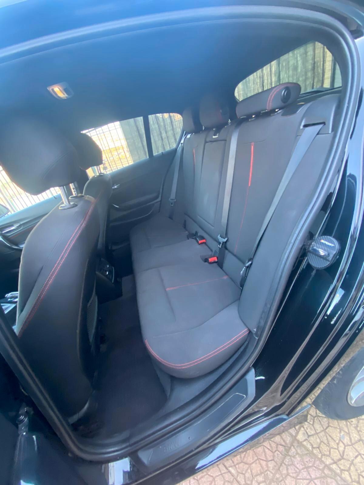 Bmw 118 118d 5p. Msport
