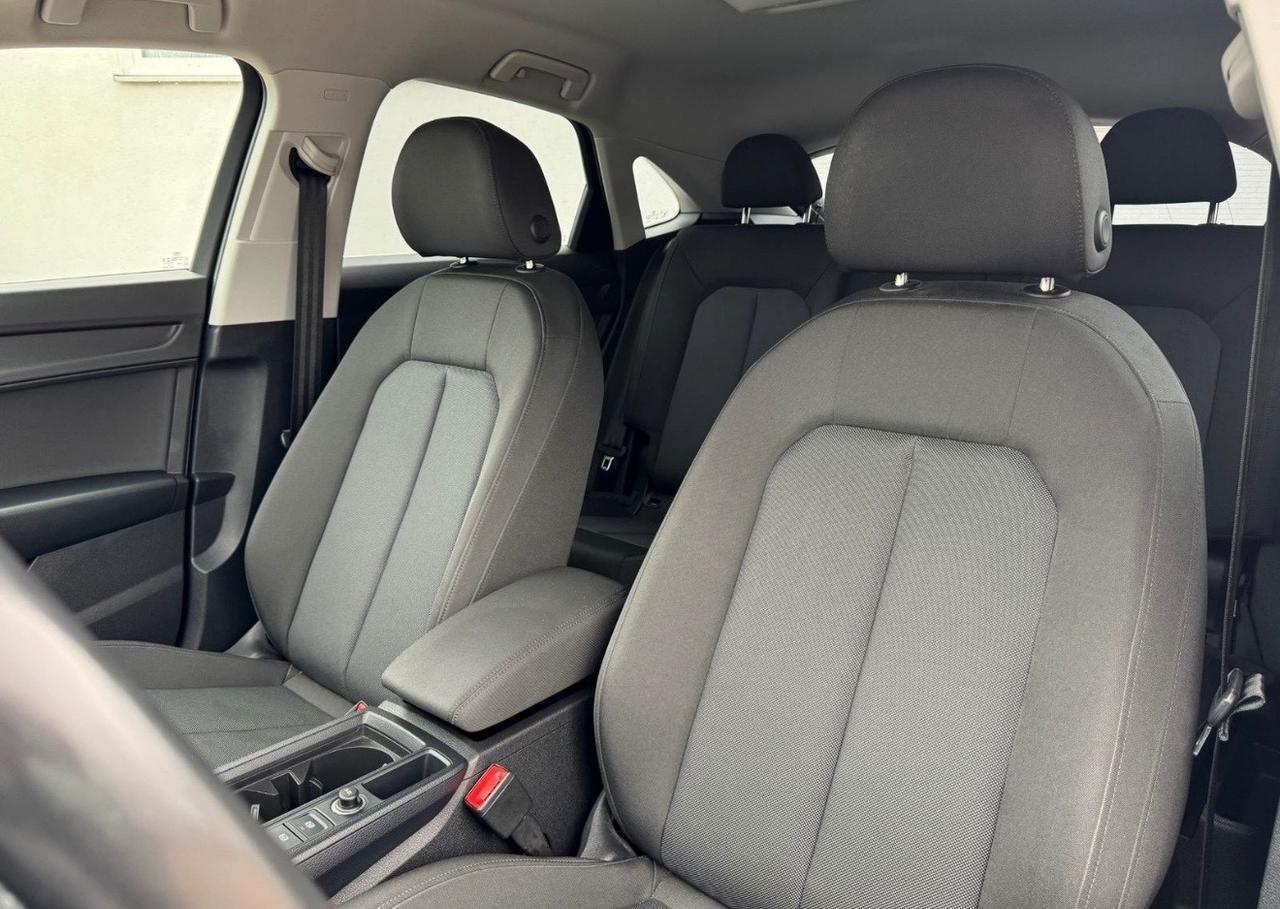 Audi Q3 SPB 45 TFSI e S tronic Business Plus