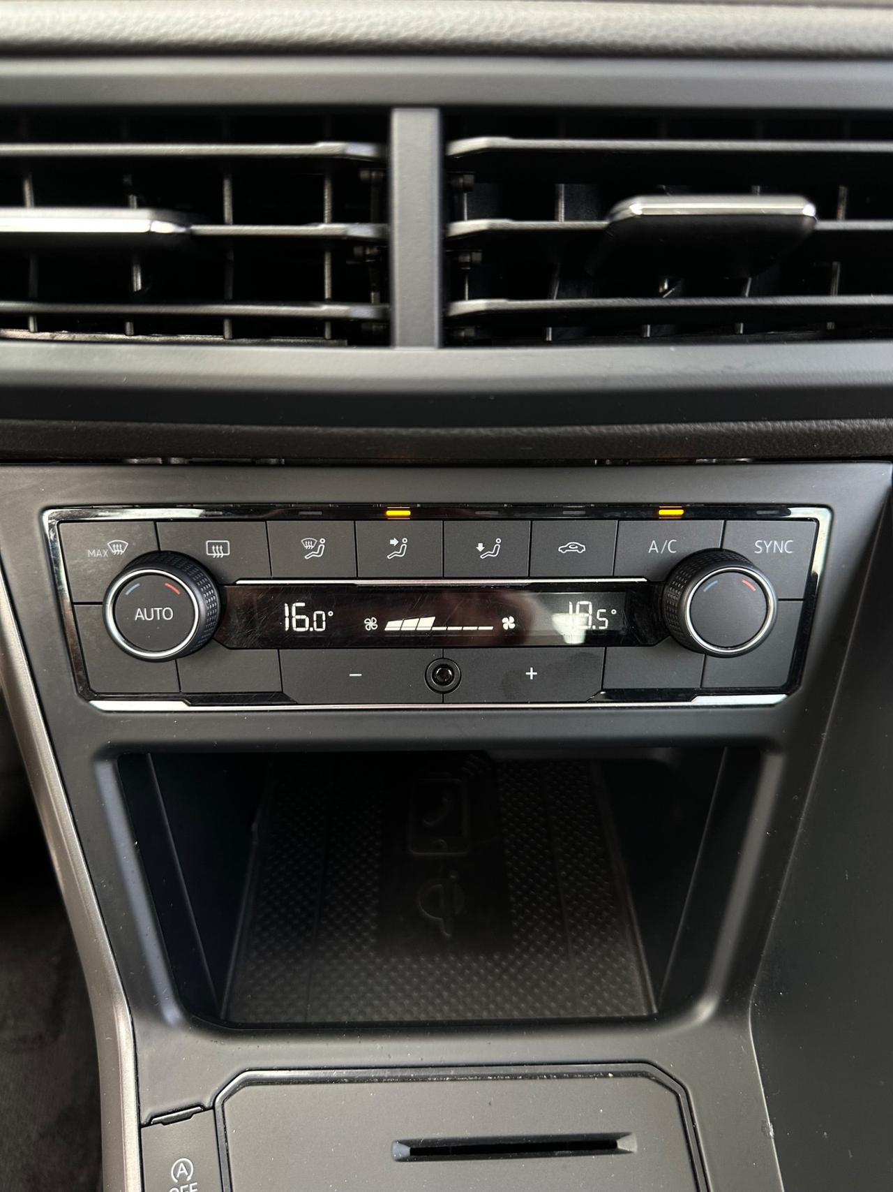 Volkswagen Polo 1.6 TDI 95cv DSG 5p Comfortline