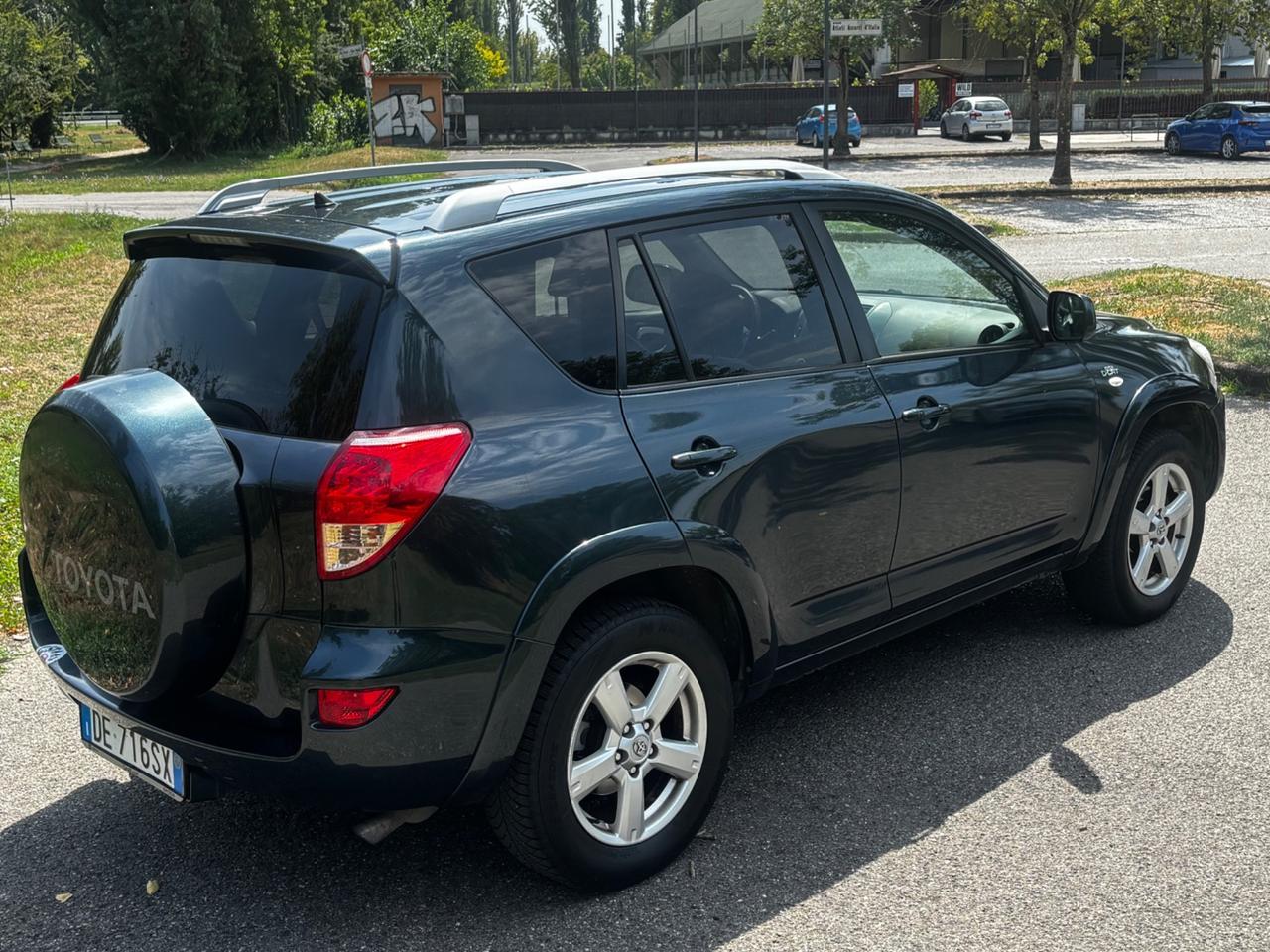 Toyota RAV 4 RAV4 2.2 D-4D 177 CV Luxury