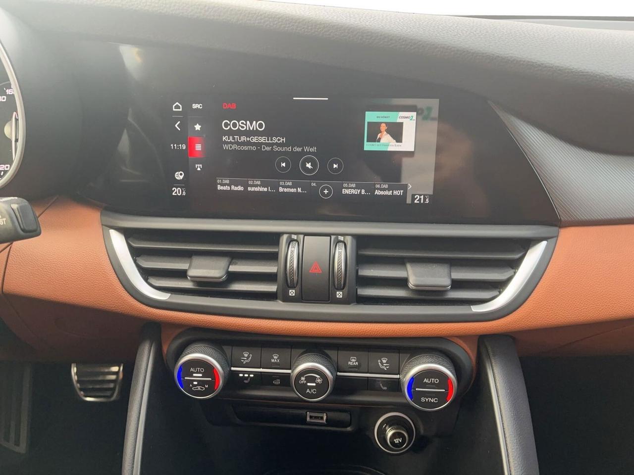 Alfa Romeo Giulia 2.2 Turbodiesel 210 CV AT8 AWD Q4 Veloce