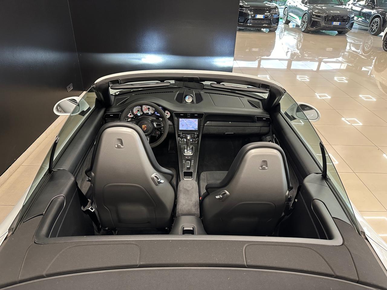 Porsche 911 Cabrio 3.0 Carrera 4 GTS auto