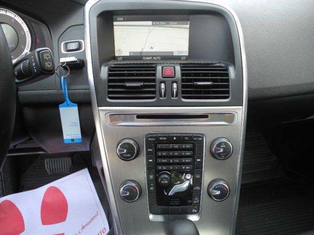 VOLVO XC60 D3 AWD Geartronic Summum autom.-UNICO PROPRIETARIO