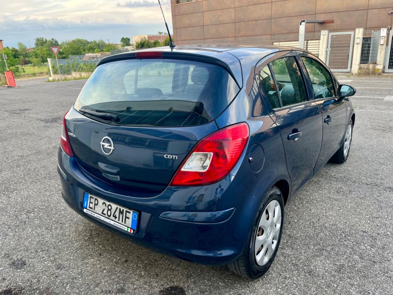 Opel Corsa 1.3cdti 2012 144.000km per neopatentati