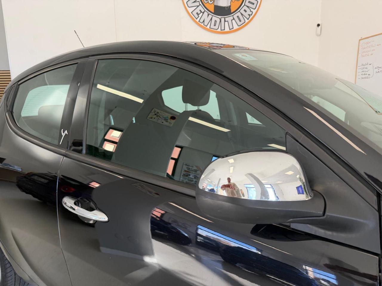 LANCIA Ypsilon 1.3 MJT 95 CV 5p. S&S Platinum