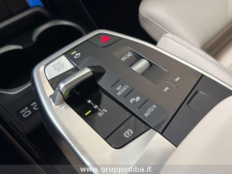 BMW X1 U11 xdrive23i mhev 48V MSport auto