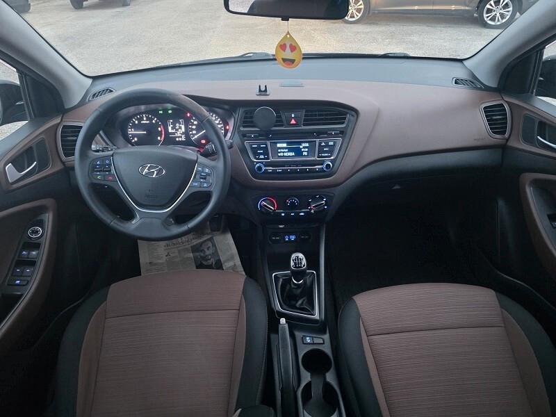 Hyundai i20 1.4 CRDi 90cv