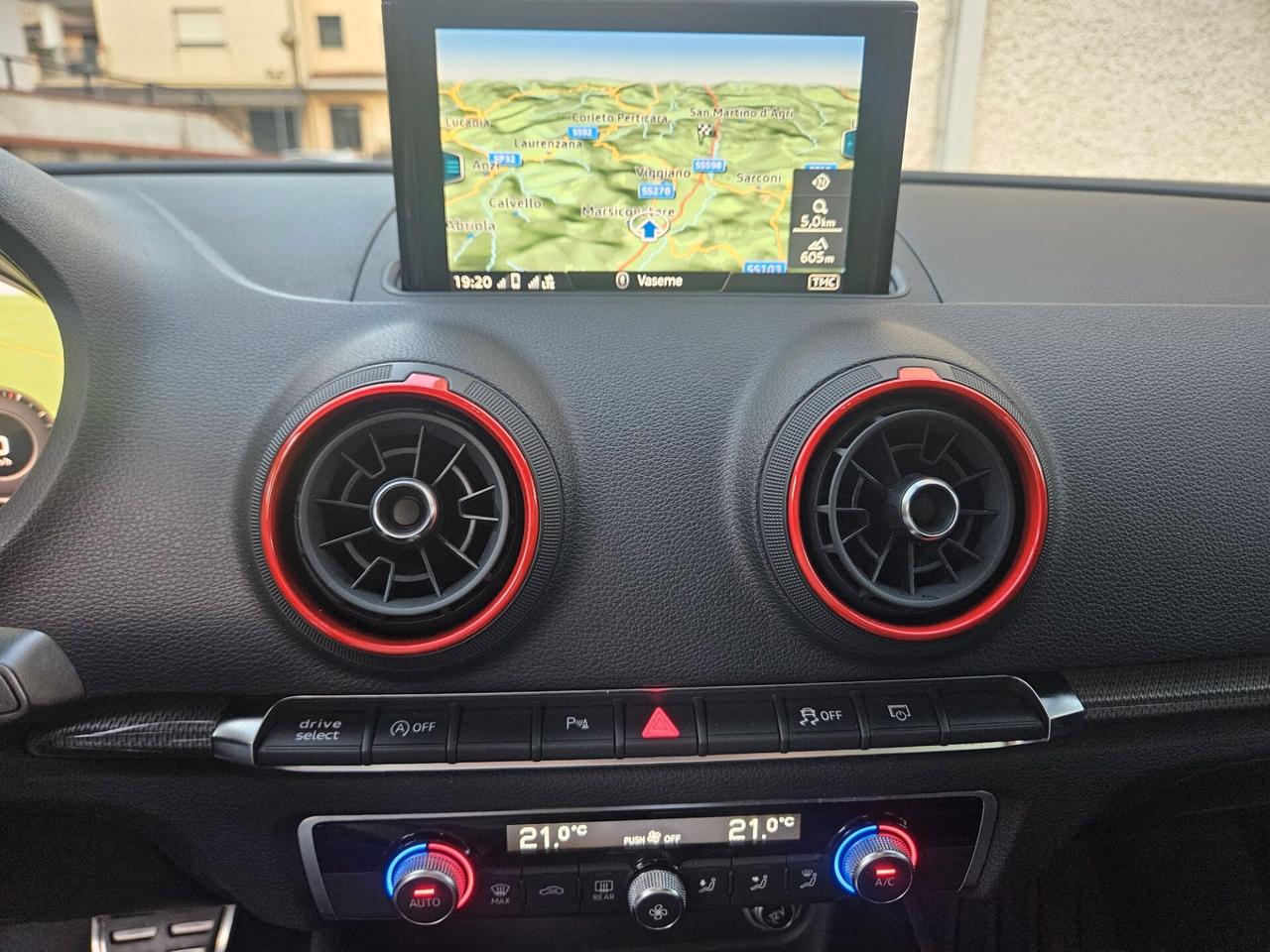 Audi RS3 SPORTBACK 2.5 TFSI QUATTRO