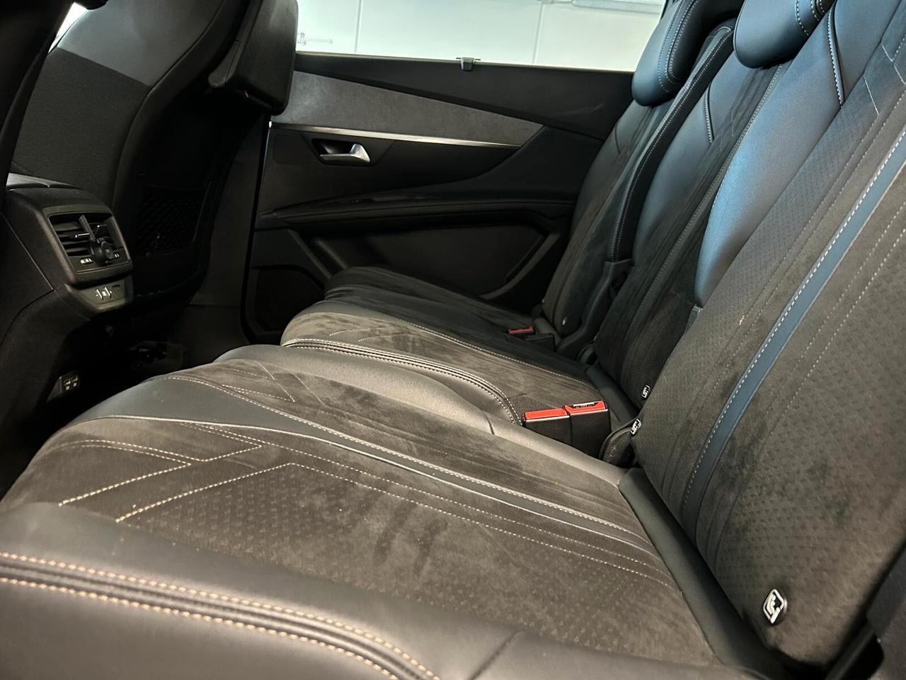 Peugeot 5008 GT BlueHDi 130 EAT8 7 p. SPOTICAR