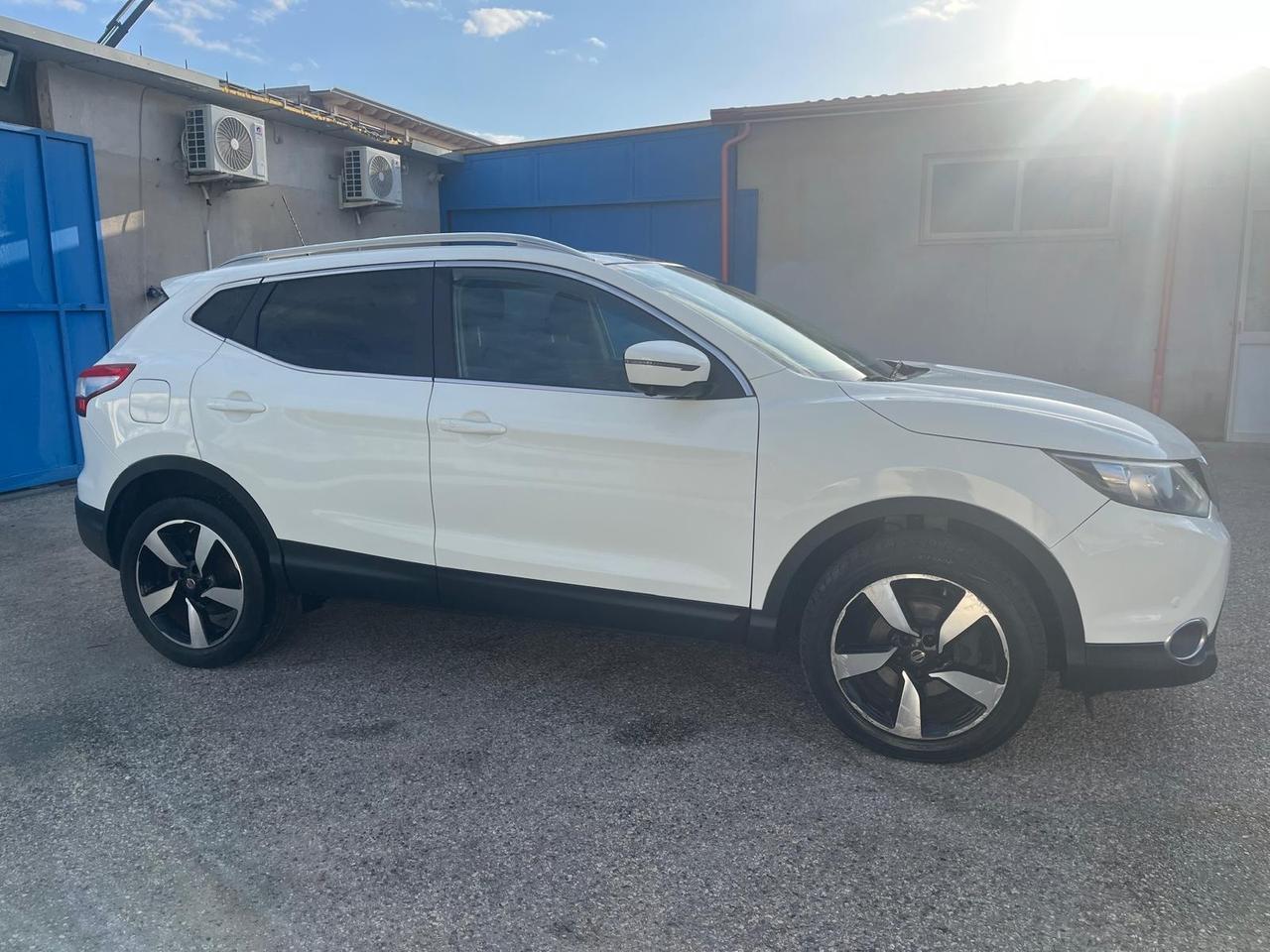 Nissan qashqai n-tec-1.6 dci-full -2015