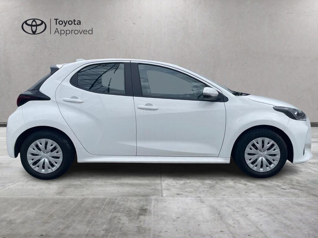Toyota Yaris 1.5 hybrid Active