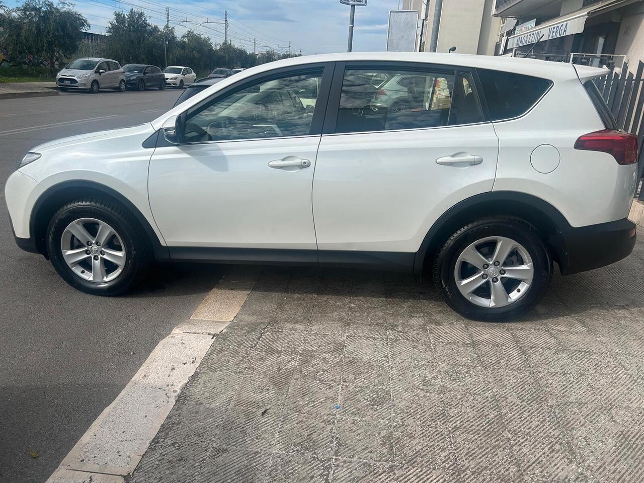 Toyota RAV 4 RAV4 2.0 D-4D 2WD