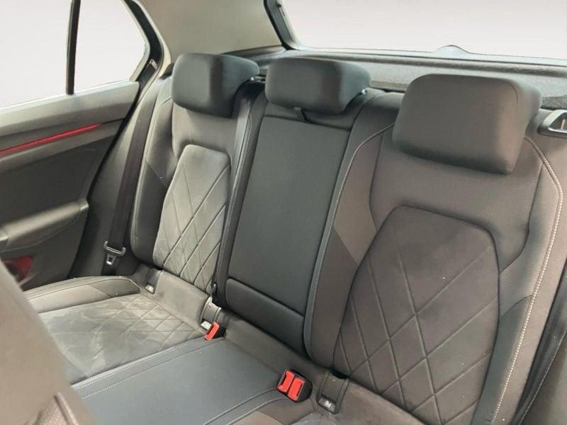 Volkswagen Golf 1.4 TSI eHYBRID 204 CV DSG Style